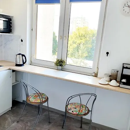 Center Apartment, Balcony Twarda * ワルシャワ